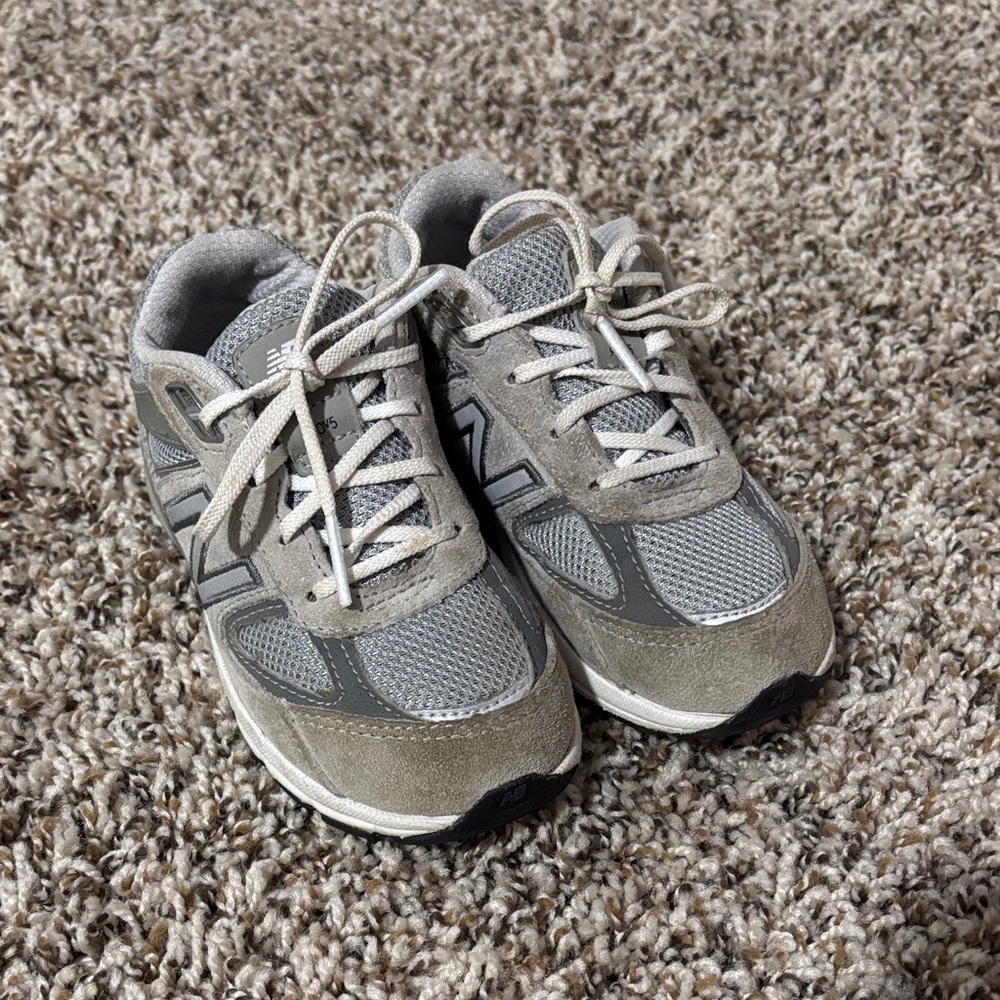 New Balance Kids Gray and White 990v5 sneakers
